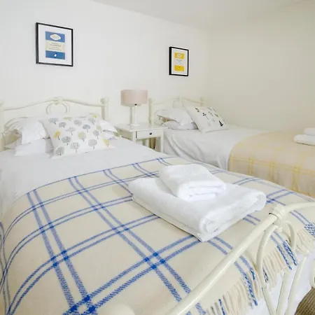 Priest End, * チャペル・スタイル