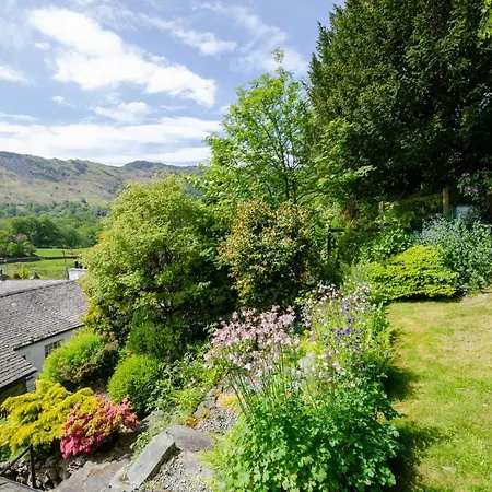 Nyaraló Priest End, Chapel Stile